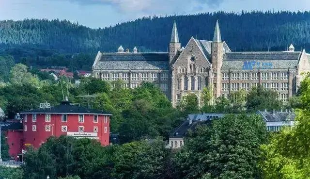挪威科技大学